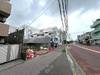 前面道路含む現地写真。